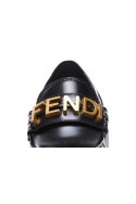2FENDI Skórzane mokasyny z logo Fendi