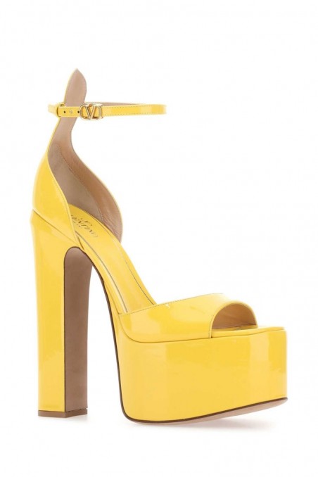 Valentino Żółte skórzane sandały Tan-Go