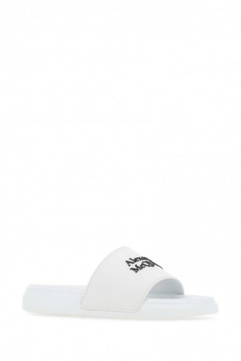 Alexander McQueen Białe gumowe klapki z wypukłym logo