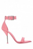 2Alexander McQueen Różowe satynowe sandały