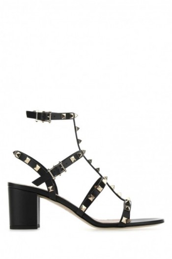 Valentino Czarne skórzane sandały z ćwikami Rockstud