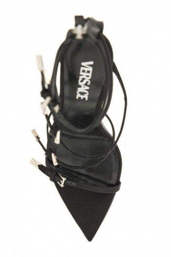 Versace  Czarne satynowe sandały na szpilce Pin Point