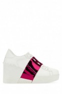 2Valentino Białe skórzane sneakersy Untitled z paskiem w kolorze fuksji