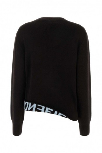 Fendi Ciemnobrązowy asymetryczny sweter z haftem FF