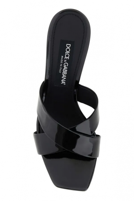 Dolce & Gabbana Czarne klapki ze złotym obcasem DG