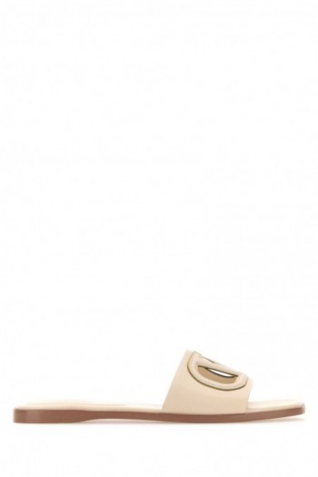 Valentino Skórzane klapki z logo VLogo