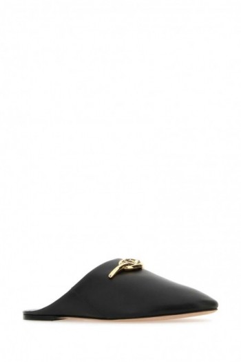 Valentino Czarne skórzane kapcie z logo