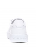 2Stuart Weitzman Białe sneakersy COURTSIDE z logo,