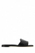 2Alexander McQueen Czarne skórzane klapki z logo