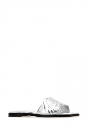 Alexander McQueen Srebrne skórzane klapki z logo