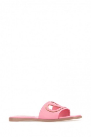 Valentino Różowe skórzane klapki VLogo
